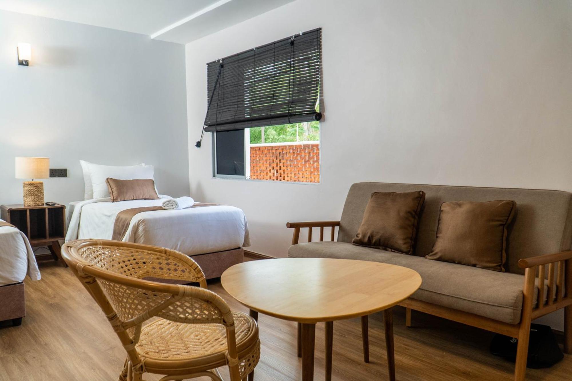 Mulyo Hotel بورت ديكسون المظهر الخارجي الصورة