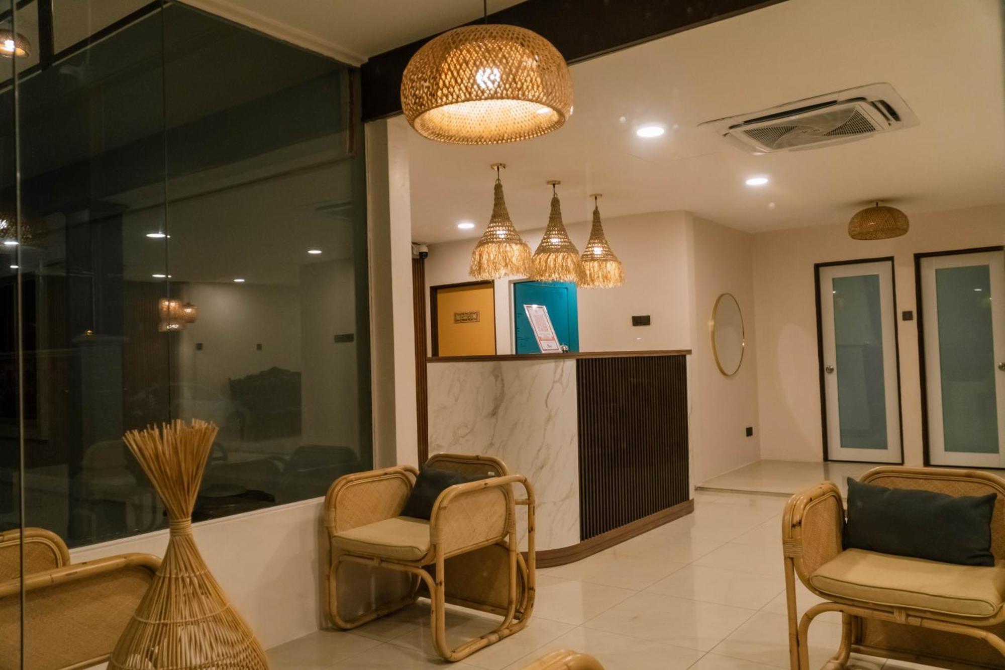 Mulyo Hotel بورت ديكسون المظهر الخارجي الصورة