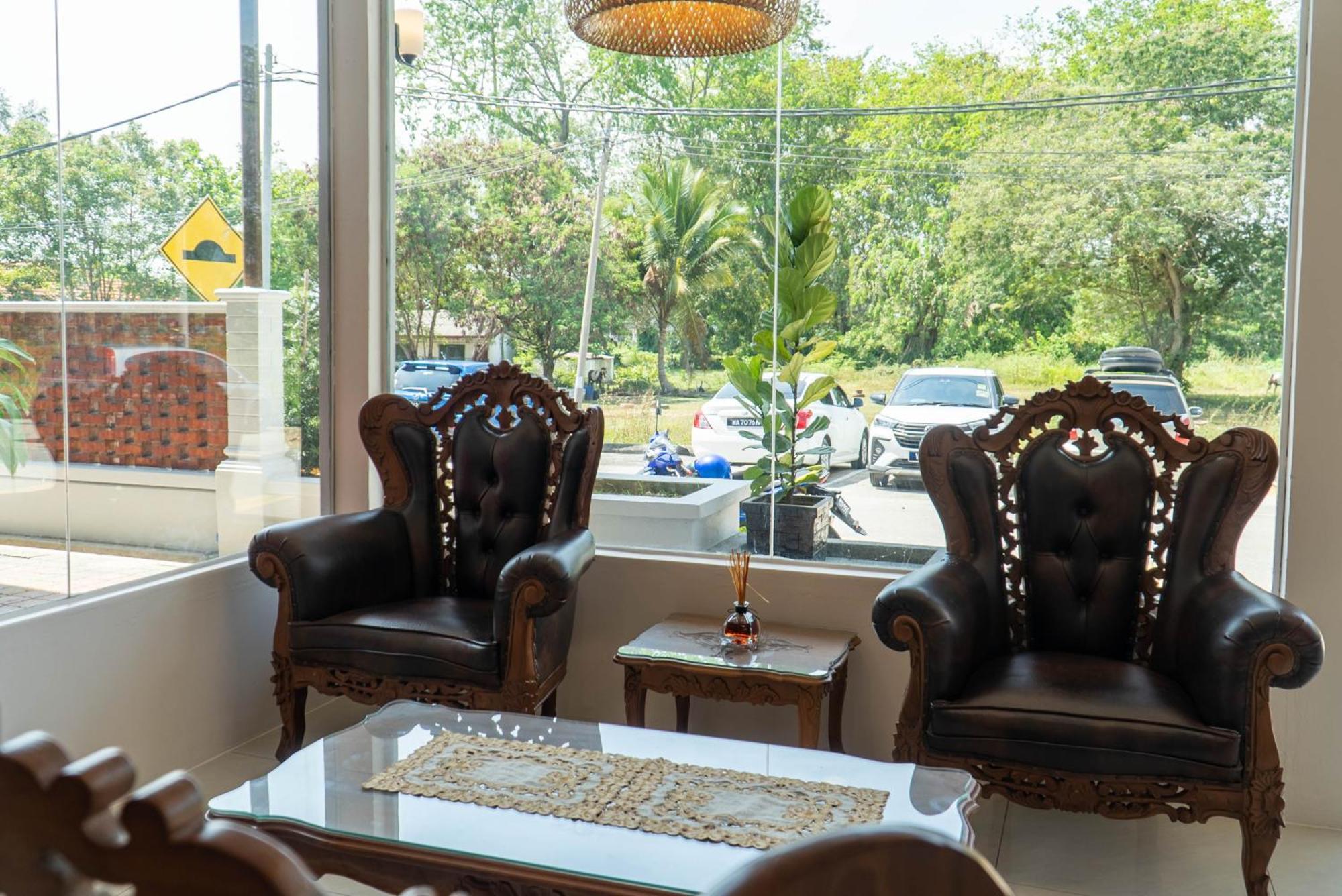 Mulyo Hotel بورت ديكسون المظهر الخارجي الصورة